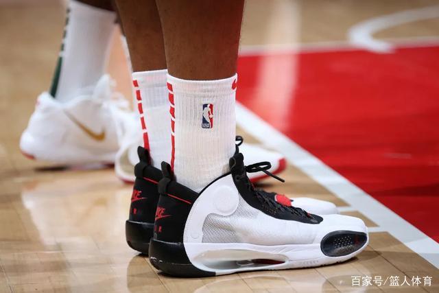 琼斯31分吉林力克辽宁 翟晓川16+10首钢胜江苏