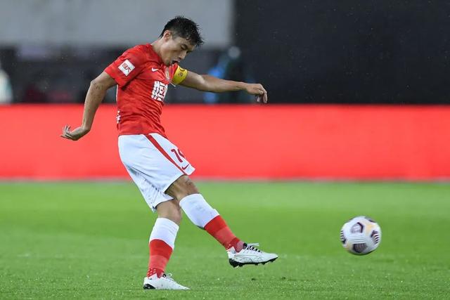 CBA夏联-吕俊虎21分青岛大胜首钢 范子铭11+8